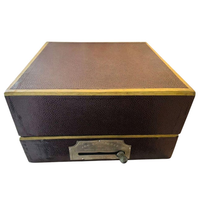 French Model Horse Racing Figurines For Sale - Image 3 of 9