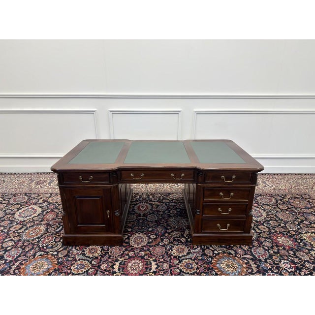 English Partner Desk in Teak For Sale - Image 4 of 18