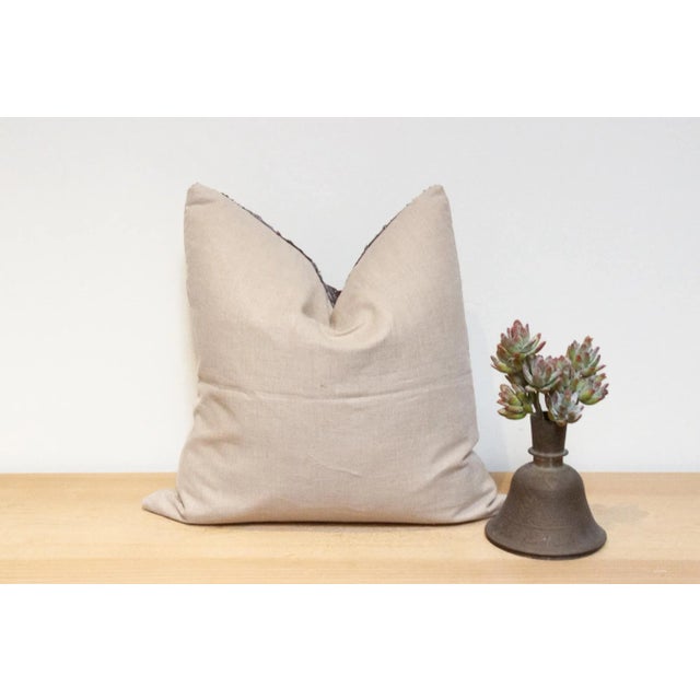 Rohira Antique Tapestry Linen Pillow For Sale In Los Angeles - Image 6 of 7
