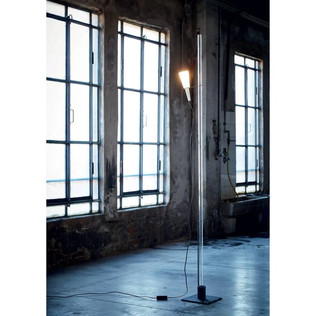 Modern Truba Carlo Moretti Mouth Blown Murano Clear and Milk Glass Floor Lamp For Sale - Image 3 of 4