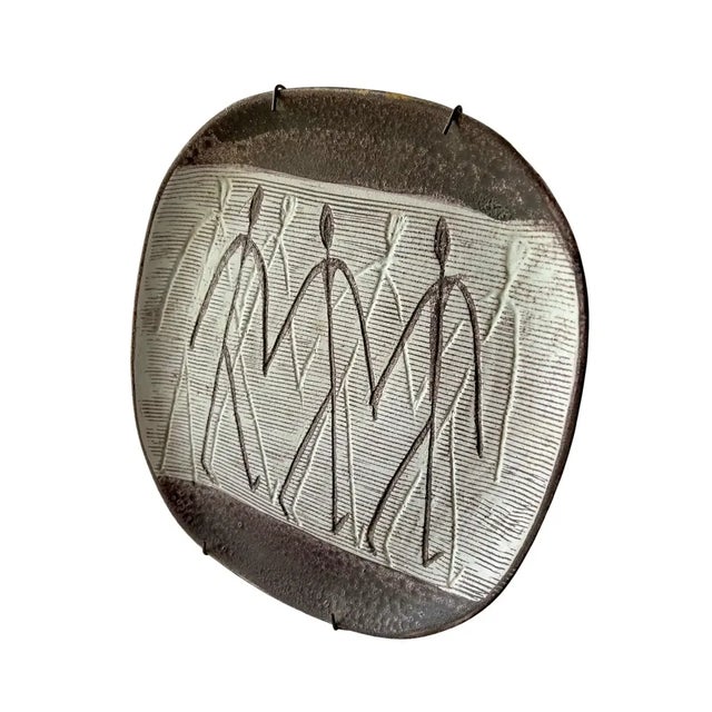Mid-Century Modern 1950s Nancy Wickham Design Technics Modernist Studio Pottery Wall Plate For Sale - Image 3 of 5