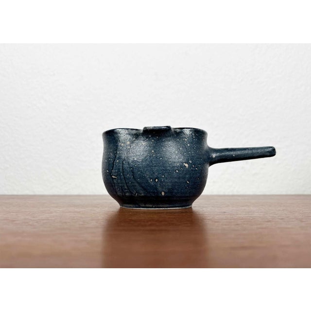 Vintage Brutalist German Studio Pottery Bowl and Mugs by Gerhard Liebenthron, 1984, Set of 3 For Sale - Image 10 of 18