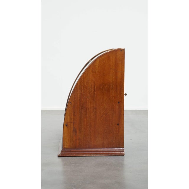 English Display Cabinet with Two Glass Shelves and Glass Door from Dowson & Co For Sale - Image 4 of 18