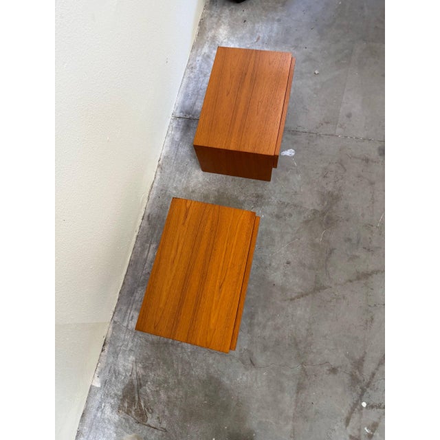 Mid-Century Modern Mid 20th Century Danish Modern Teak Floating Nightstands – Mid Century Modern Wall-Mounted Pair For Sale - Image 3 of 10