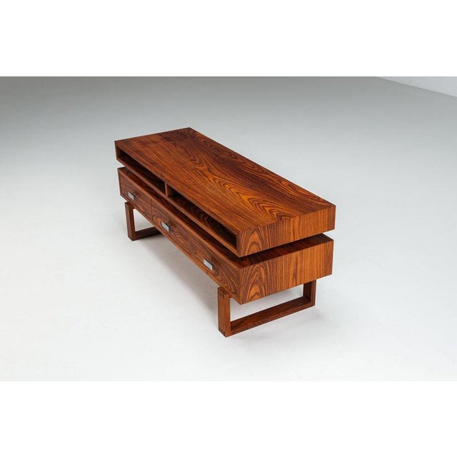 1960s Mid-Century Modern Floating Media Console in Rosewood, Denmark, 1960s For Sale - Image 5 of 12