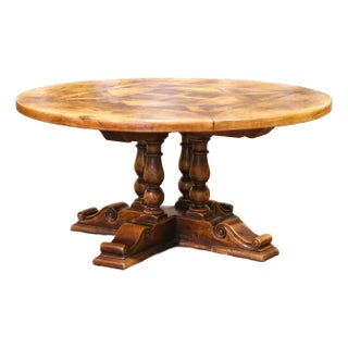French Louis XIII Round Inlaid Walnut, Chestnut and Oak Dining Table on Pedestal For Sale