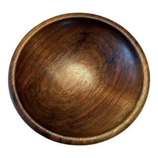 Andrew Pearce' Walnut Wood Champlain Bowl For Sale
