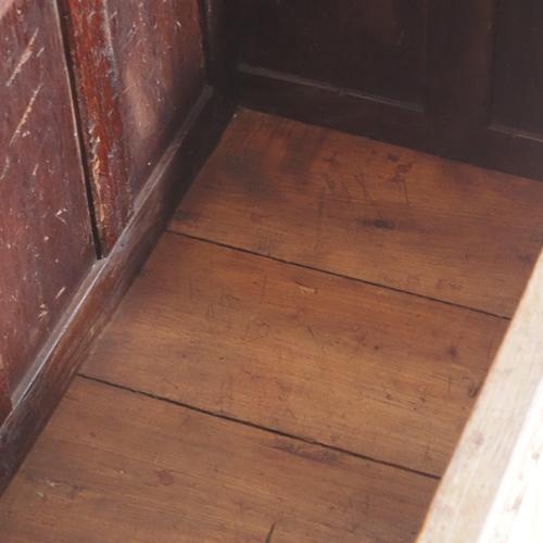 Antique Oak Chest with Carved Front and Hinged Lid, 1880 For Sale - Image 14 of 15