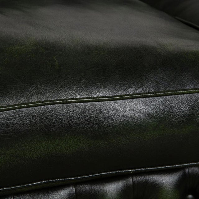 Chesterfield 4-Seater Sofa in Dark Green Leather For Sale - Image 3 of 15