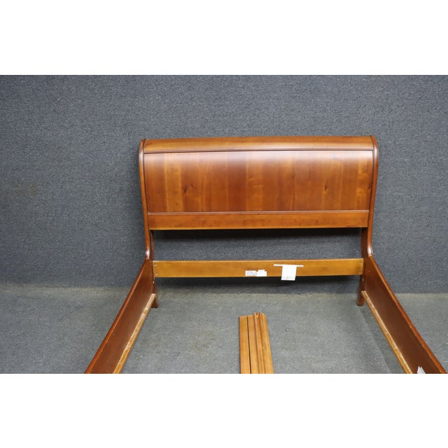 Traditional Ethan Allen Maison Collection Cherry Queen Sleigh Bed For Sale - Image 3 of 13