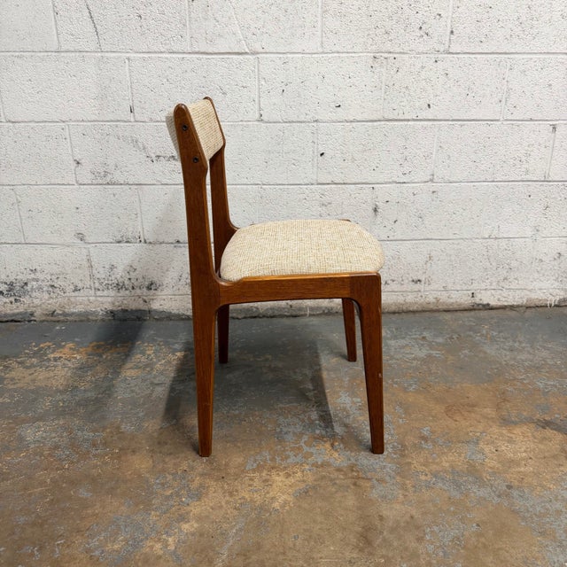 Set of 6 Danish Mid Century Modern Teak Dining Chairs - Design Attributed to Erik Buch, 1960s For Sale In New York - Image 6 of 8