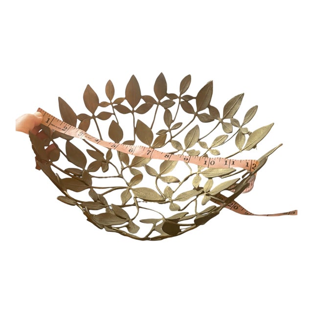Mid 20th Century Vintage Midcentury Brass Leaf Vine Botanical Filigree Centerpiece Bowl For Sale - Image 5 of 6