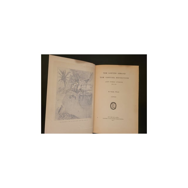 Textile Antique 1901 Mark Twain Library Edition – 5-Volume Set (Harper & Brothers) For Sale - Image 7 of 8