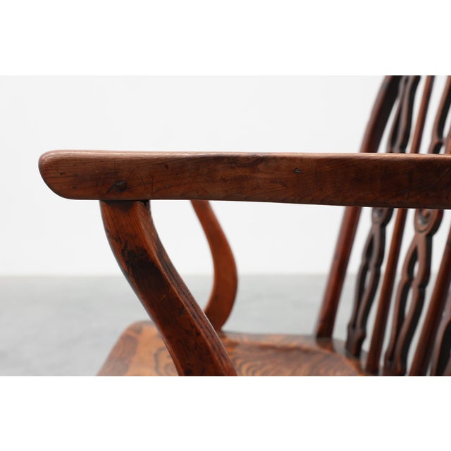 English Windsor Armchair with Oak Seat and Spindle Back, 1800s For Sale - Image 6 of 13