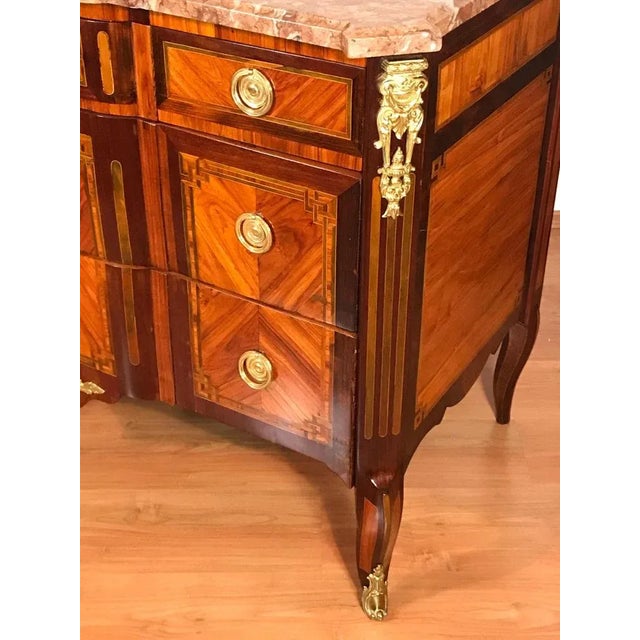 French Louis XV Chest of Drawers, 1770s For Sale - Image 5 of 10