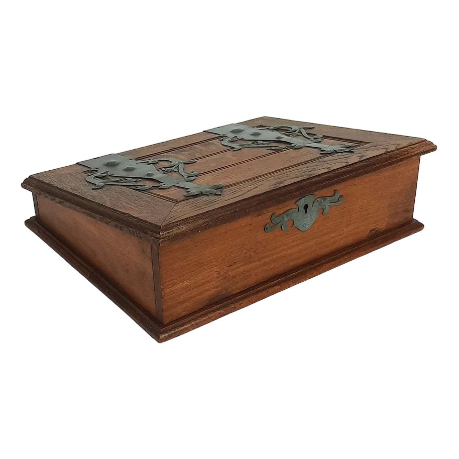 Arts & Crafts Trunk in Oak, 1890s | Chairish