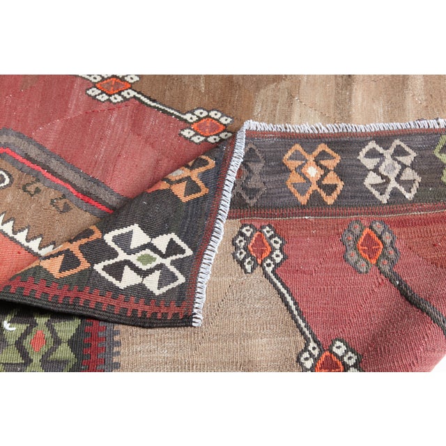 Decorative Vintage Kars Kilim With Central Medallions – Handwoven Tribal Flatweave From Eastern Anatolia -5' 3'' X 10' 8'' For Sale - Image 11 of 12