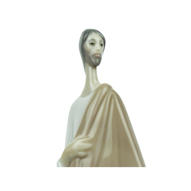 Vintage Handmade Lladro Holy Family by Fulgencio García Figurine Spain For Sale - Image 6 of 8