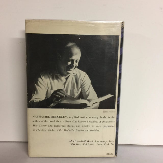 Mid-Century Modern Nathaniel Benchley "Sail a Crooked Ship" 1960 Book For Sale - Image 3 of 7