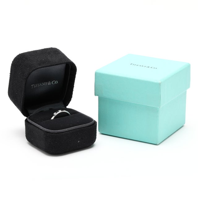 Metal Tiffany & Co .25ctw Diamond Band Ring, Platinum, Ring Size 6 For Sale - Image 7 of 8