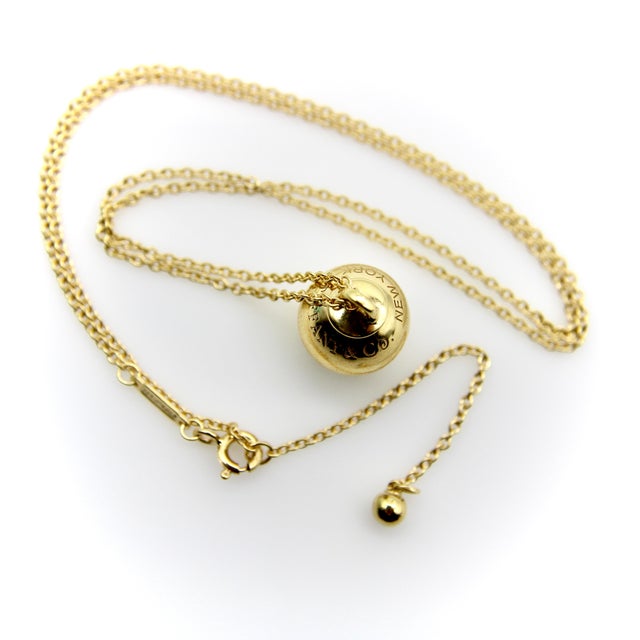 2000 - 2009 Tiffany & Co. 18k Gold Ball HardWear Pendant Necklace For Sale - Image 5 of 9