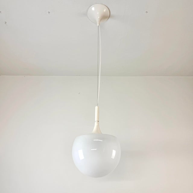1960s Space Age Mushroom Pendant Lamp by Elio Martinelli for Martinelli Luce, Italy, 1960s For Sale - Image 5 of 18