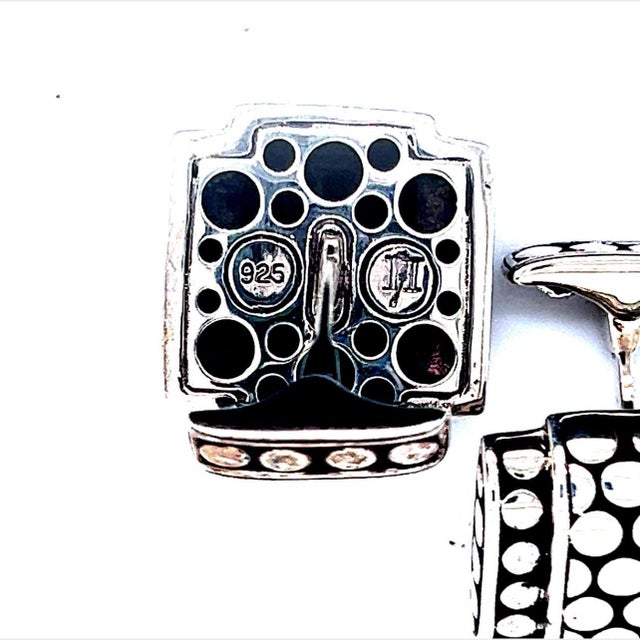 Traditional 1990s Pair of John Hardy Estate Mens Dot Cufflinks Sterling Silver For Sale - Image 3 of 8