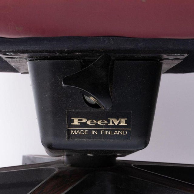 Set of Leather Armchair and Ottoman from Peem, 1970s For Sale - Image 9 of 12