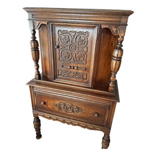 1930s Vintage Bernhardt Dining Room Hutch/Armoire - Heirloom Worth - Carved Detailing - Versatile For Sale
