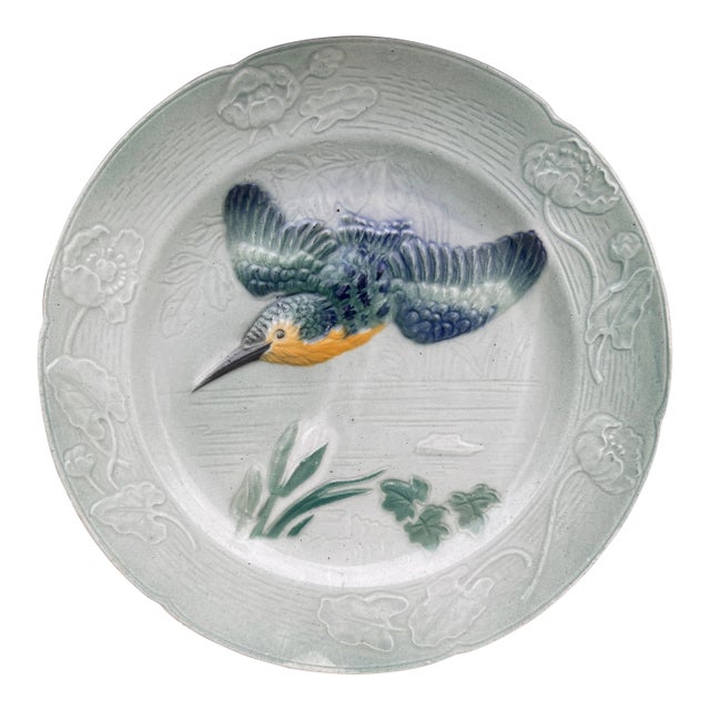 French Majolica Bird Plate Keller & Guerin Saint Clement Circa 1900 For Sale