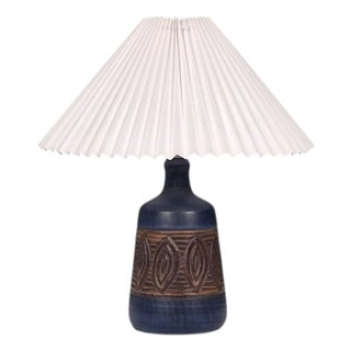 1970s Jette Hellerøe, Danish Modern, Carved Stoneware Table Lamp For Sale