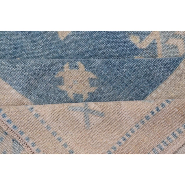 Turkish Oushak Rug With Geometric Medallion Design in Blue and Beige For Sale - Image 9 of 10