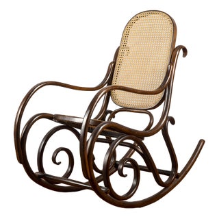 Wood and Straw Rocking Chair in the style of Thonet For Sale