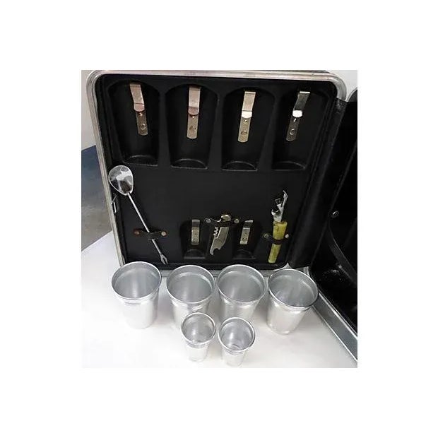 Mid Century Drinks Travel Kit For Sale - Image 5 of 7