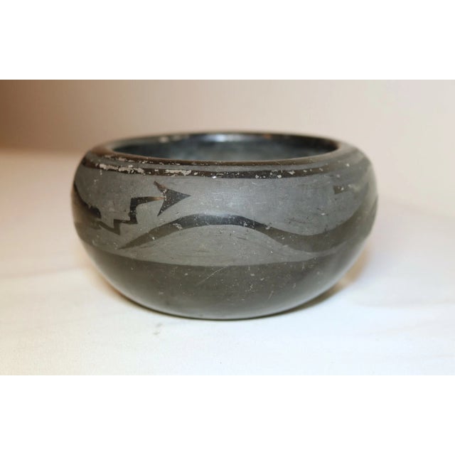 Black Vintage Margarita Tafoya Native American Santa Clara Pueblo Black Pottery Bowl For Sale - Image 8 of 11