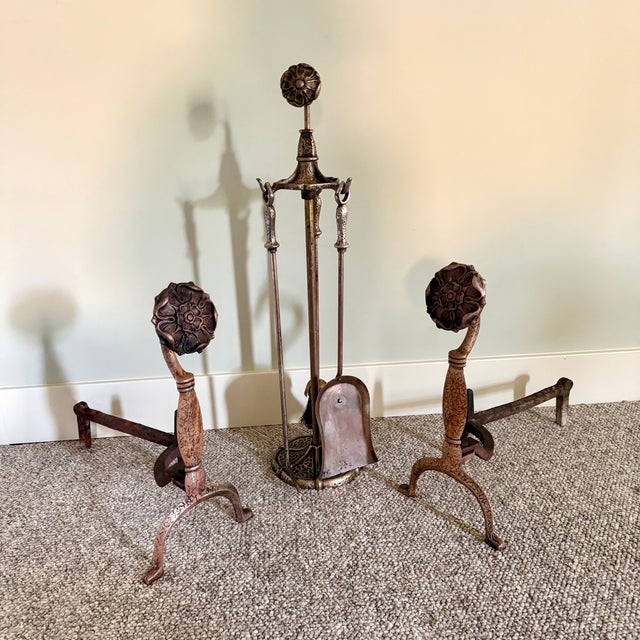 Sheffield Pullman Antique Tudor Rose Fireplace Andirons, Tools & Rack For Sale In Cincinnati - Image 6 of 14