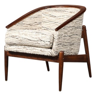Mid-Century Modernist Tub Back Club Chair W/ Walnut Tapered Sculptural Supports For Sale