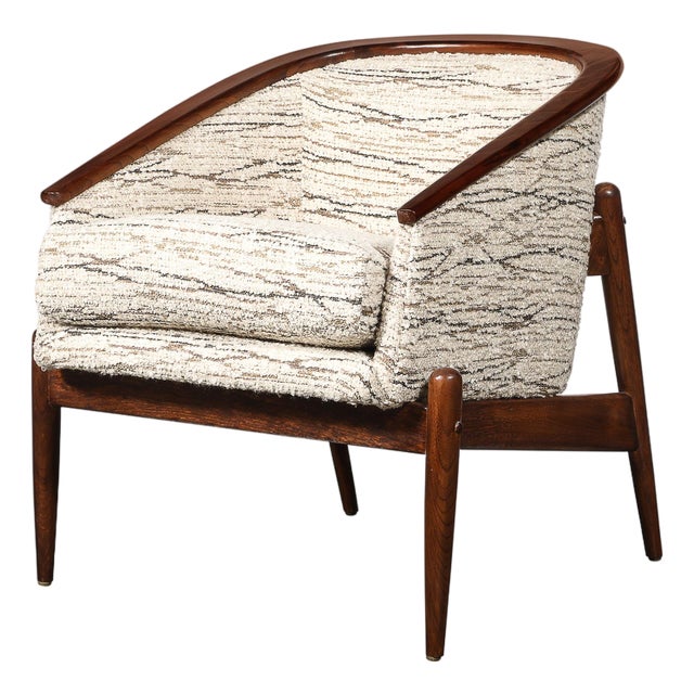 Mid-Century Modernist Tub Back Club Chair W/ Walnut Tapered Sculptural Supports For Sale