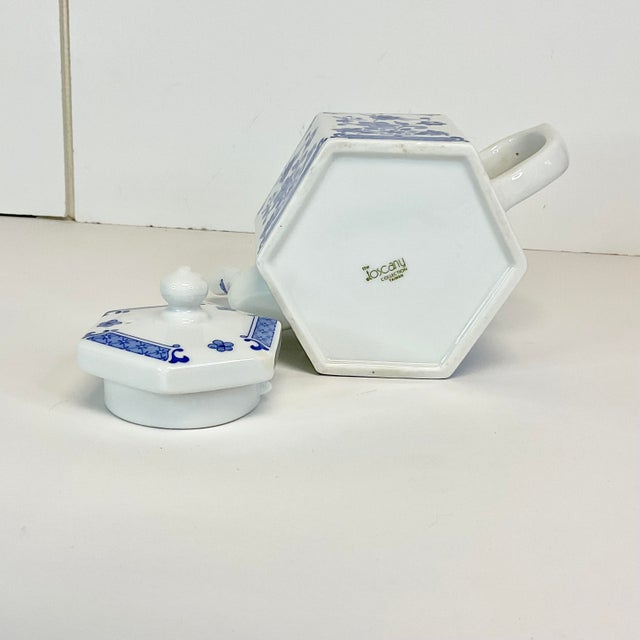 Vintage Italian Tuscany Style Blue & White Botanical Design Porcelain Tea Pot. For Sale - Image 11 of 11