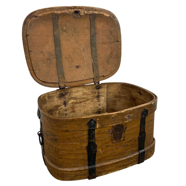 Large Antique Swedish Bentwood Chest, 1890s For Sale - Image 5 of 18