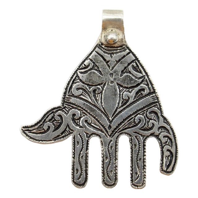 Vintage Berber Hand of Fatima/ Hamsa Sterling Silver Pendant With Abstract Foliate Motif For Sale