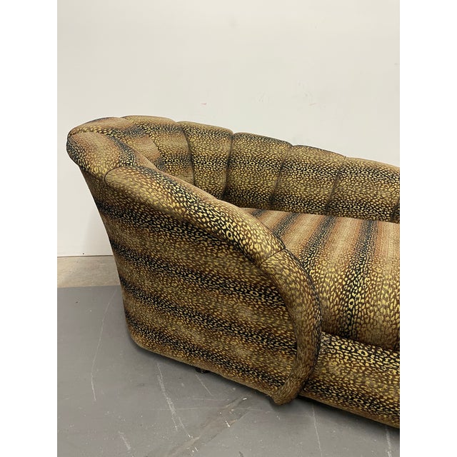 Textile Vintage Vladimir Kagan Styled Post Modern Scallop Chaise Lounge For Sale - Image 7 of 10