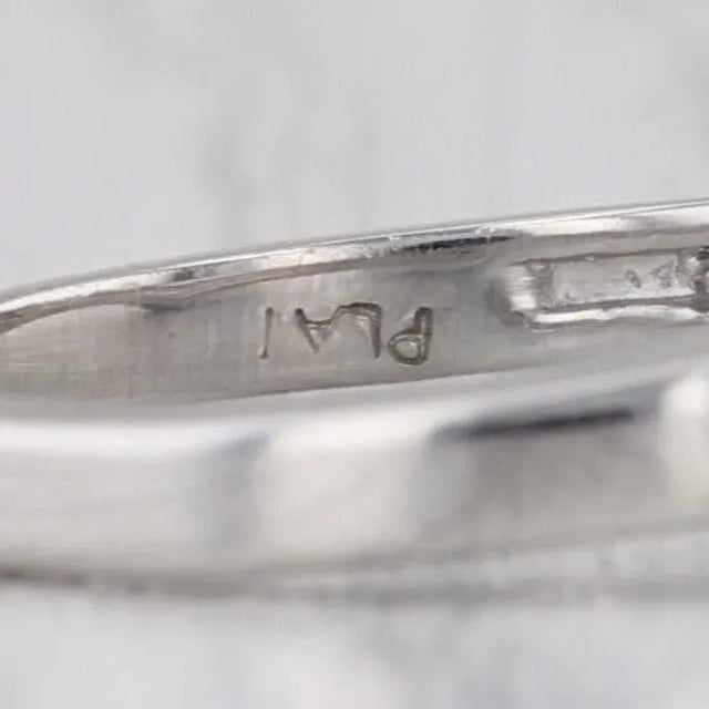 0.25ctw Contoured Diamond Wedding Band Platinum Size 5.25 Guard Anniversary Ring For Sale - Image 4 of 8