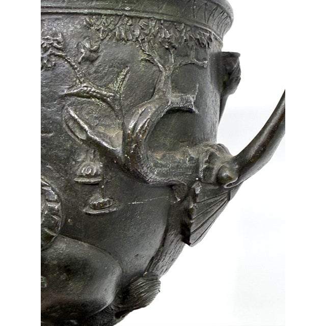 Mated Pair 19th Century NeoClassical Bronze Tazzas after the Pompeiian Antiques For Sale In Palm Springs - Image 6 of 18