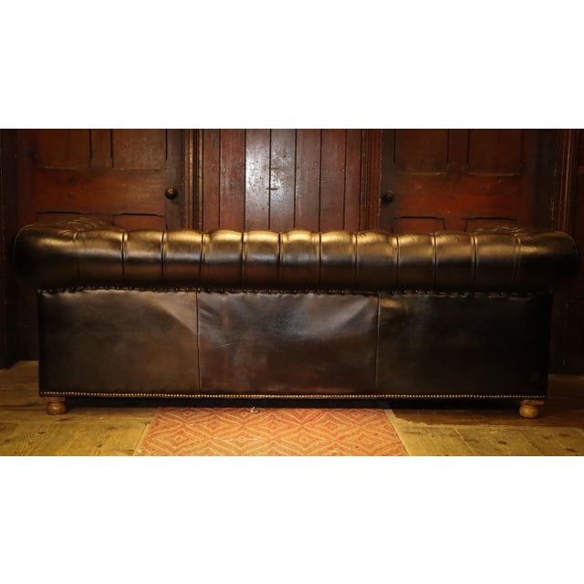 Westminster Button Sofas and Ottoman in Black Leather from Timothy Oulton, 2010s, Set of 3 For Sale - Image 11 of 14