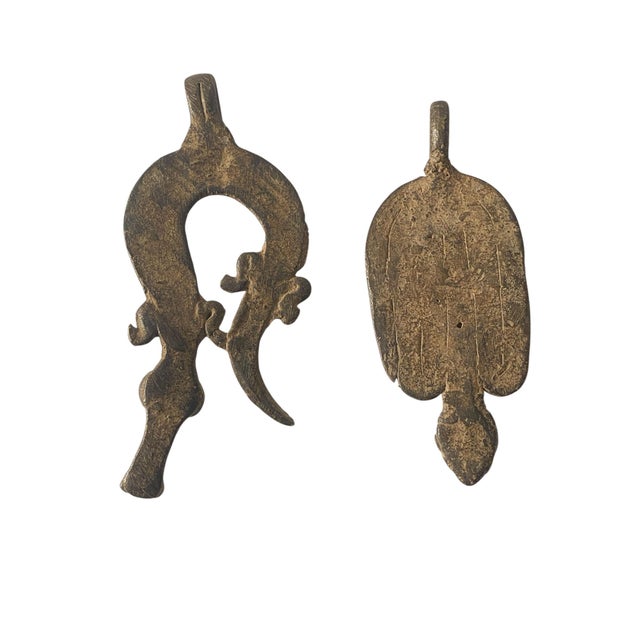 Metal VTG Set of Two Gan Bronze Amulet Pendant/Gold Weight / Burkina Faso For Sale - Image 7 of 7