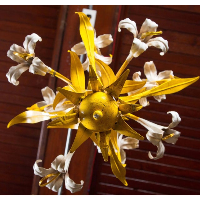 Metal 1960s Vintage Italian Lily Chandelier For Sale - Image 7 of 8
