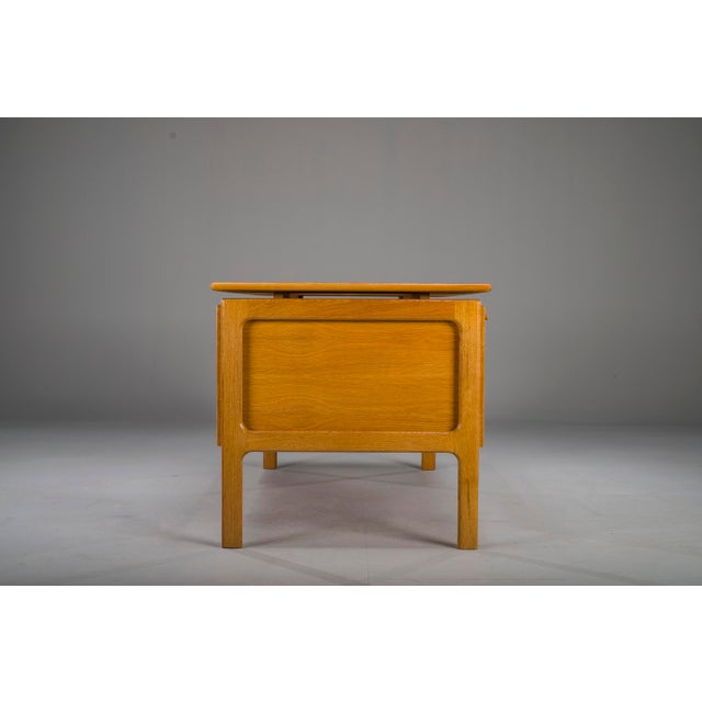 Mid-Century Oak Freestanding Desk from GV Møbler, 1970s For Sale - Image 13 of 18
