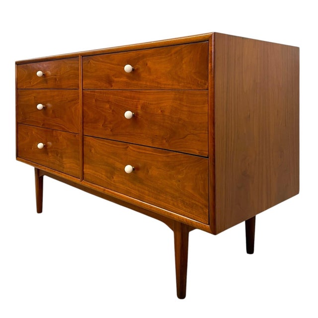 Mid-Century Modern 1970s Kipp Stewart for Drexel Declaration Mid Century Modern 6 Drawer Dresser With Dovetail Construction For Sale - Image 3 of 11