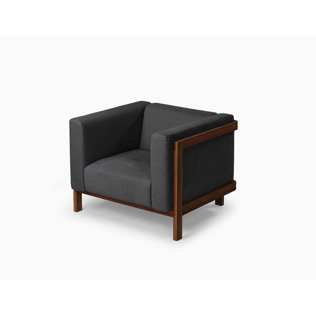 Design Julien Renault Photography ©Nuno Sousa Dias Dimensions in cm L95 x D86 x H73 Seat height in cm 44 Material Frame in...